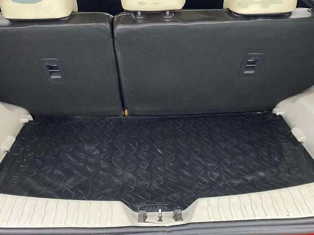 Used Mahindra XUV300 [2019-2024] W8 1.5 Diesel [2020] in Hyderabad