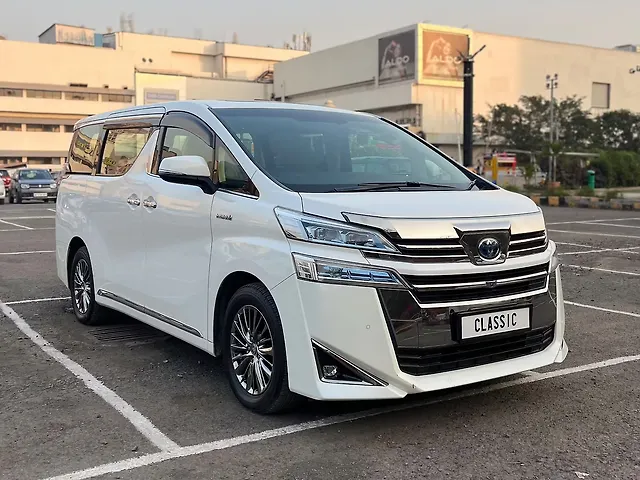 Used Toyota Vellfire VIP – Executive Lounge in Mumbai