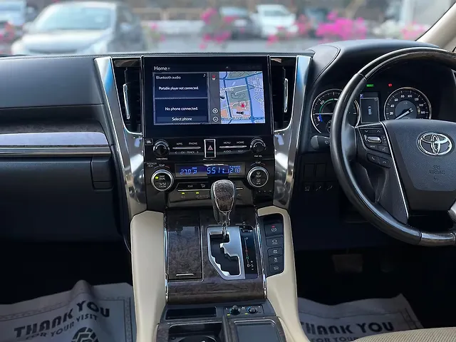 Used Toyota Vellfire VIP – Executive Lounge in Mumbai