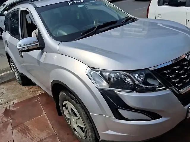 Used Mahindra XUV500 [2015-2018] W6 in Lucknow