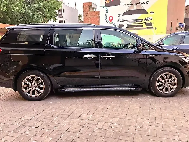 Used Kia Carnival [2020-2023] Limousine 7 STR in Delhi