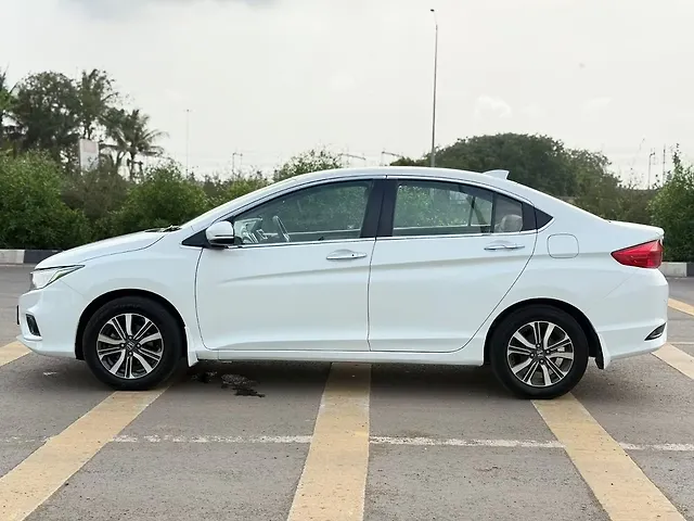 Used Honda City 4th Generation V Petrol [2017-2019] in Surat
