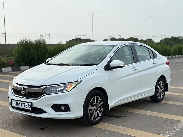 Used Honda City 4th Generation V Petrol [2017-2019] in Surat
