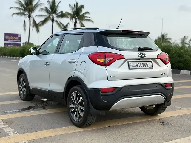 Used Mahindra XUV300 [2019-2024] 1.5 W8 (O) [2019-2020] in Surat