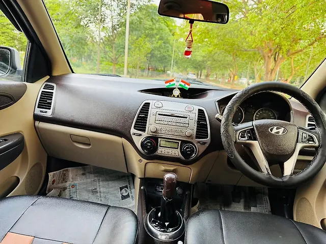 Used Hyundai i20 [2010-2012] Sportz 1.4 CRDI in Mohali