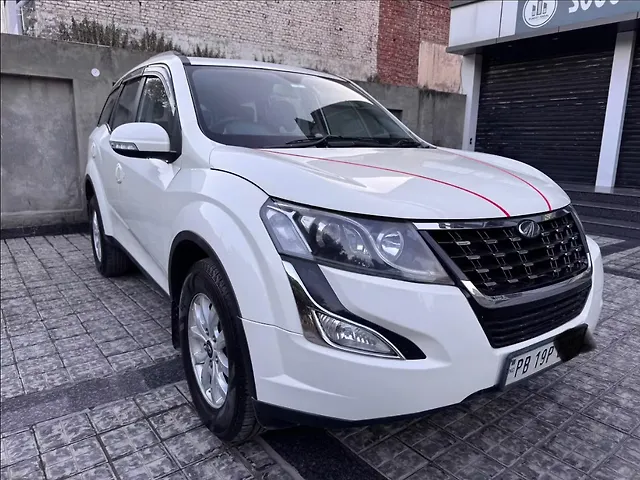 Used 2017 Mahindra XUV500 in Jalandhar