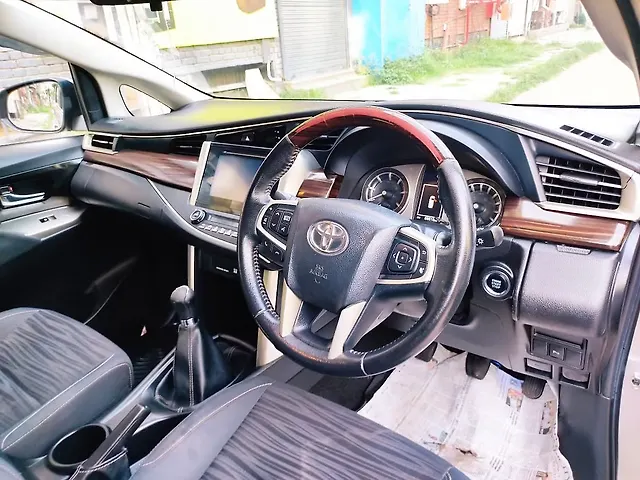 Used Toyota Innova Crysta [2016-2020] 2.4 V Diesel in Chandigarh