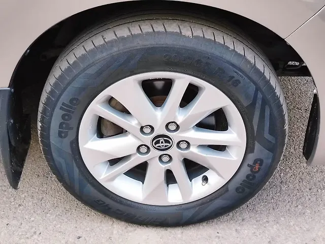 Used Toyota Innova Crysta [2016-2020] 2.4 V Diesel in Chandigarh