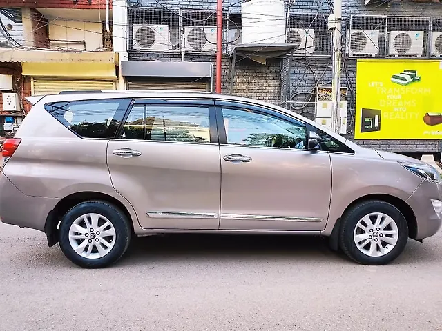 Used Toyota Innova Crysta [2016-2020] 2.4 V Diesel in Chandigarh