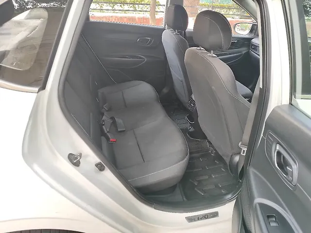 Used Hyundai i20 [2020-2023] Sportz 1.2 MT [2020-2023] in Chandigarh