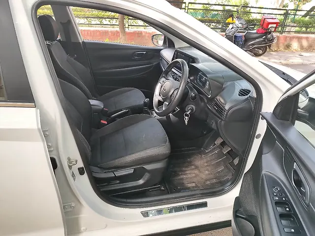 Used Hyundai i20 [2020-2023] Sportz 1.2 MT [2020-2023] in Chandigarh