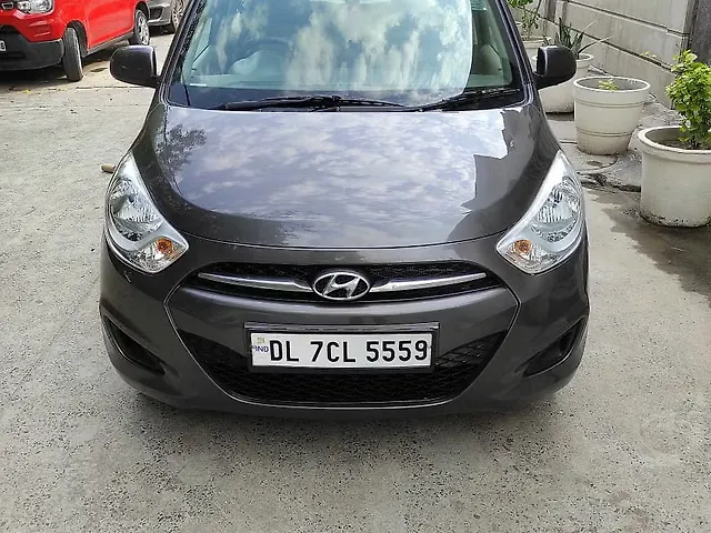 Used 2011 Hyundai i10 in Delhi