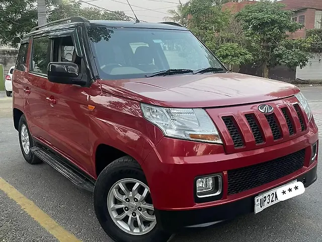 Used Mahindra TUV300 [2015-2019] T8 in Lucknow