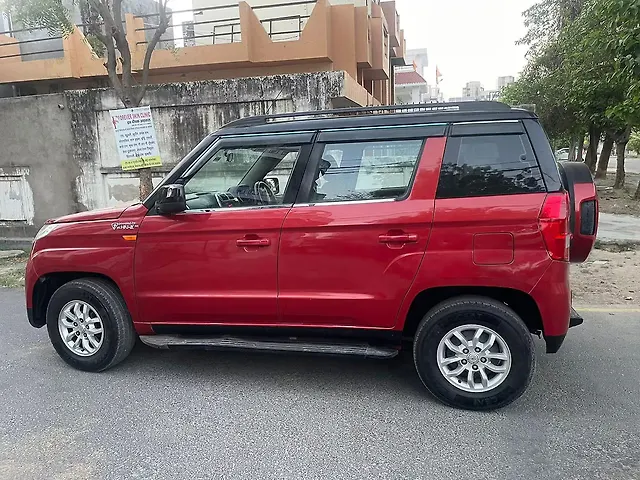 Used Mahindra TUV300 [2015-2019] T8 in Lucknow