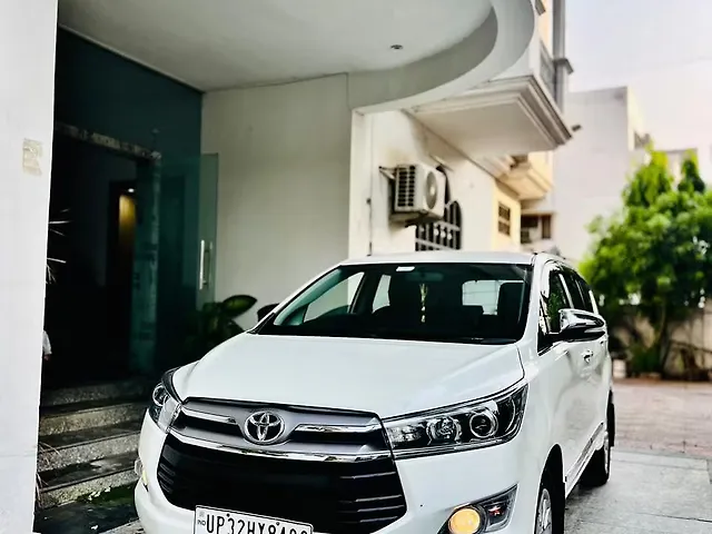 Used Toyota Innova Crysta [2016-2020] 2.4 V Diesel in Lucknow