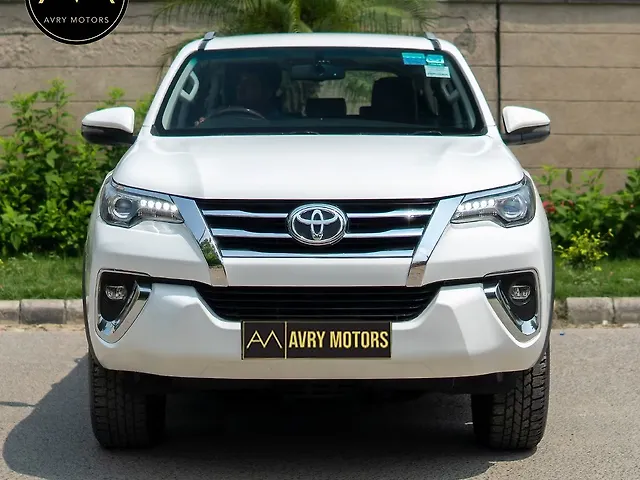 Used 2018 Toyota Fortuner in Delhi