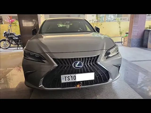 Used 2022 Lexus ES in Hyderabad