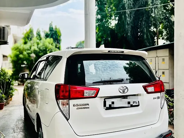 Used Toyota Innova Crysta [2016-2020] 2.4 G Plus 8 STR [2019-2020] in Lucknow
