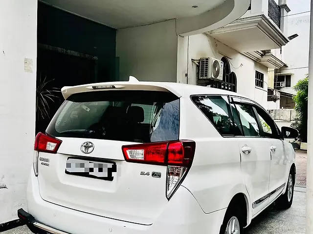 Used Toyota Innova Crysta [2016-2020] 2.4 G Plus 8 STR [2019-2020] in Lucknow