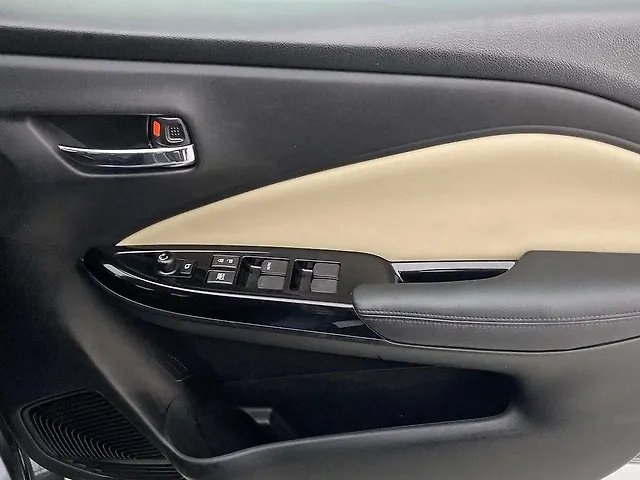 Used Toyota Glanza V AMT [2022-2023] in Ahmedabad