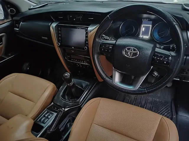 Used Toyota Fortuner 4X4 MT 2.8 Diesel in Hyderabad