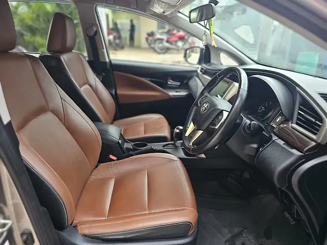 Used Toyota Innova Crysta [2016-2020] 2.8 ZX AT 7 STR [2016-2020] in Hyderabad