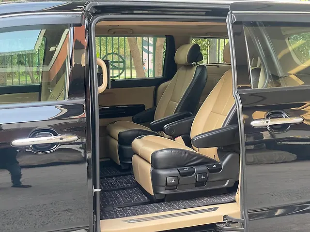Used Kia Carnival [2020-2023] Limousine Plus 7 STR in Delhi