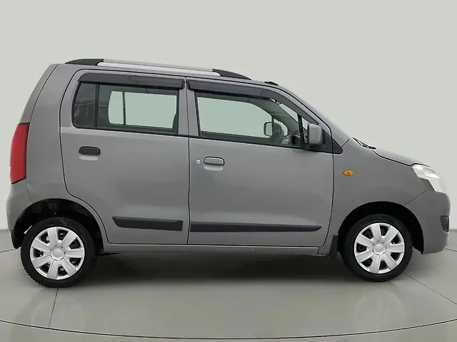 Used Maruti Suzuki Wagon R 1.0 [2014-2019] VXI in Ahmedabad