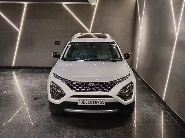 Used 2023 Tata Safari in Delhi