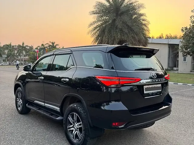 Used Toyota Fortuner 4X2 AT 2.8 Diesel in Chandigarh