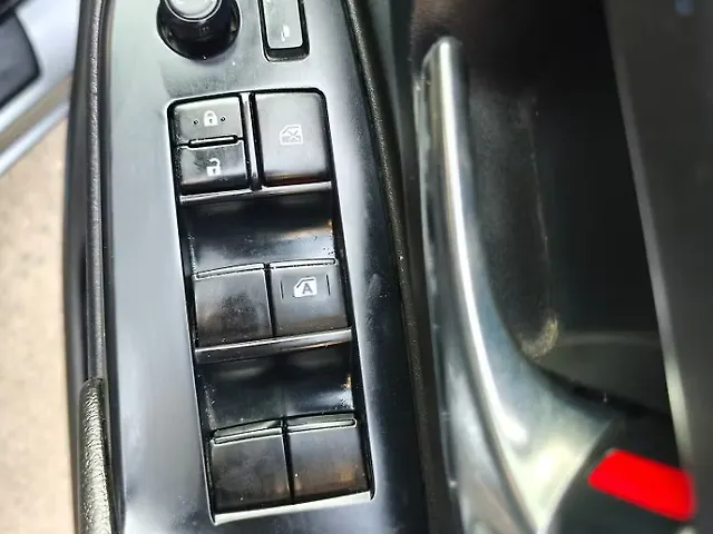 Used Toyota Innova Crysta [2016-2020] 2.7 GX 7 STR [2016-2020] in Delhi