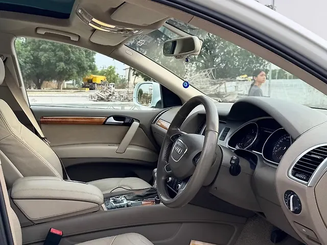 Used Audi Q7 [2010 - 2015] 35 TDI Technology Pack + Sunroof in Kanpur