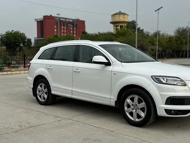Used Audi Q7 [2010 - 2015] 35 TDI Technology Pack + Sunroof in Kanpur