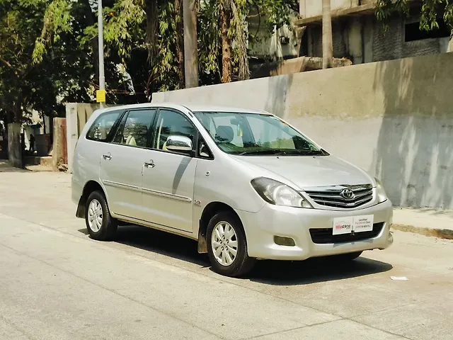Used 2011 Toyota Innova in Mumbai