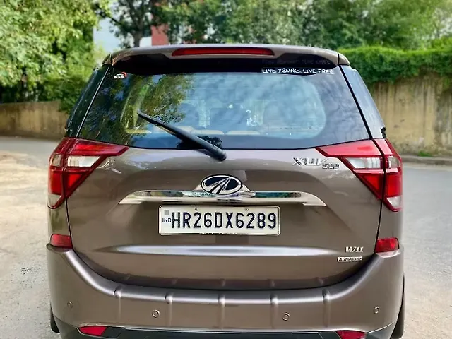 Used Mahindra XUV500 W11 AT in Delhi