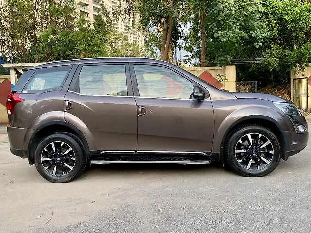 Used Mahindra XUV500 W11 AT in Delhi
