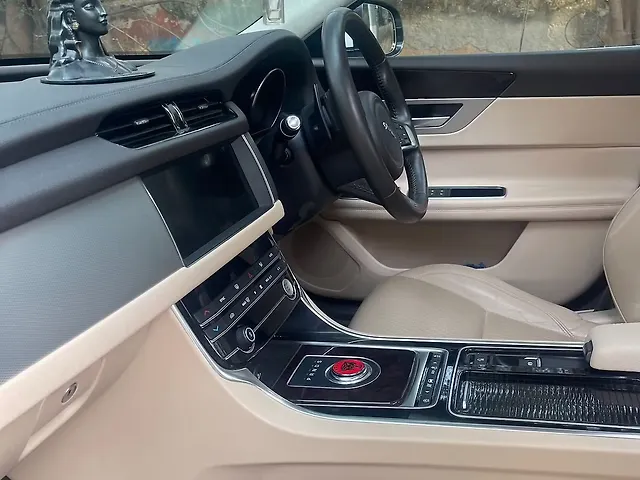 Used Jaguar XF Prestige Petrol CBU in Delhi