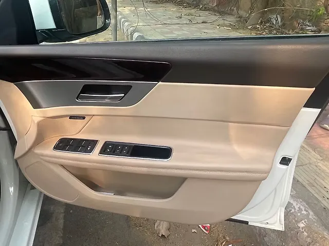 Used Jaguar XF Prestige Petrol CBU in Delhi