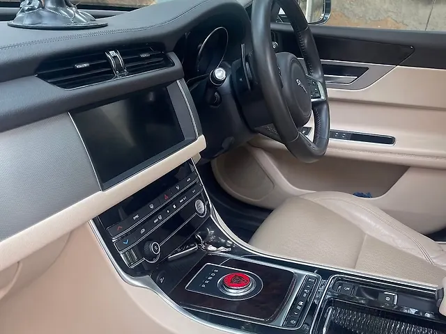 Used Jaguar XF Prestige Petrol CBU in Delhi