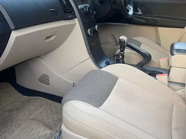 Used Mahindra XUV500 [2015-2018] W6 1.99 in Delhi