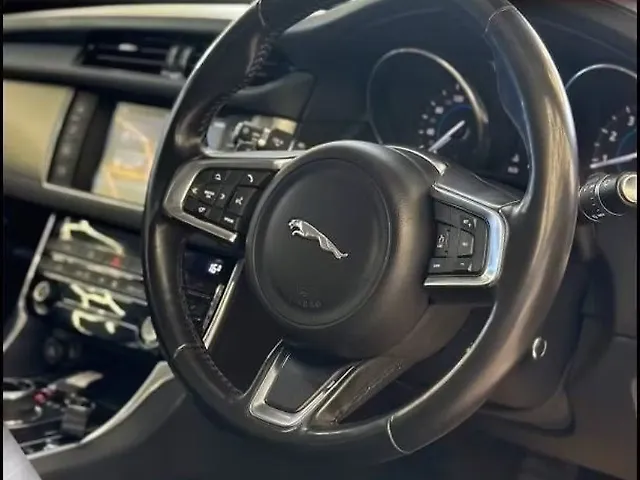 Used Jaguar XF Prestige Petrol CBU in Delhi