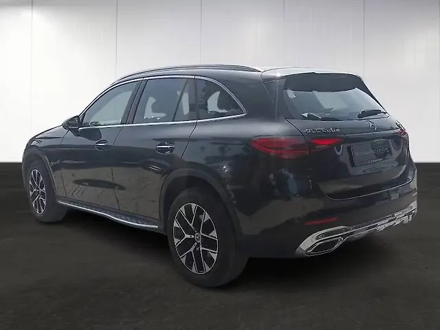 Used Mercedes-Benz GLC 220d 4MATIC in Mumbai