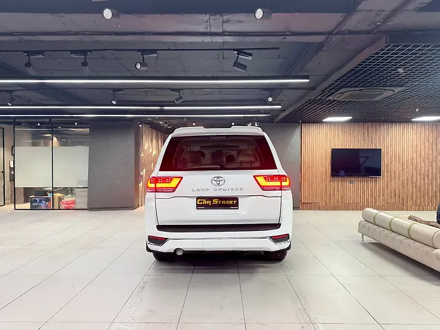 Used Toyota Land Cruiser [2011-2015] LC 200 VX in Delhi