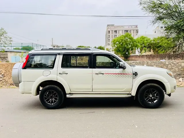 Used Ford Endeavour [2009-2014] 3.0L 4x4 AT in Jaipur