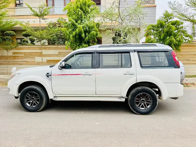 Used Ford Endeavour [2009-2014] 3.0L 4x4 AT in Jaipur