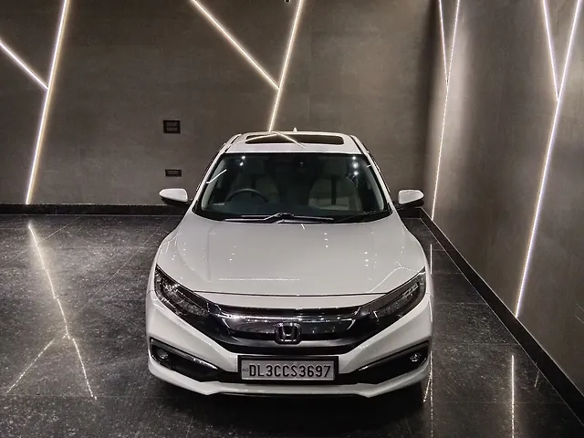 Used 2020 Honda Civic in Delhi