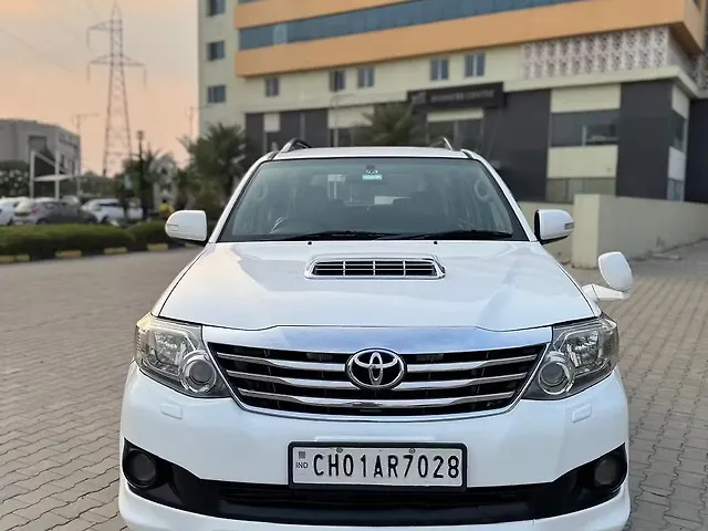Used 2013 Toyota Fortuner in Kharar