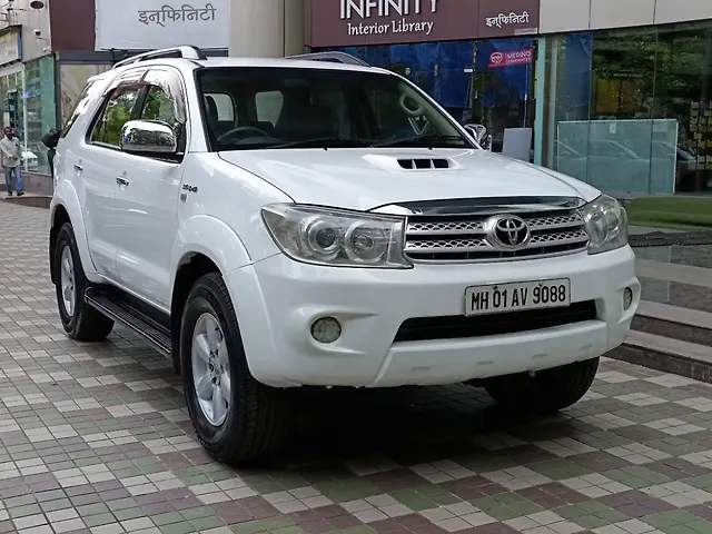 Used 2011 Toyota Fortuner in Mumbai