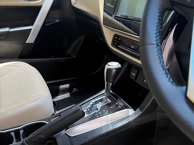 Used Toyota Corolla Altis [2014-2017] VL AT Petrol in Delhi