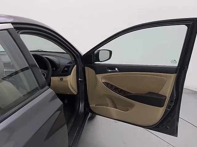 Used Hyundai Verna [2011-2015] Fluidic 1.6 VTVT SX Opt in Delhi